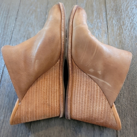 KORK-EASE Women's Challis II Leather or Suede Heeled Mule 10 - Picture 4 of 8